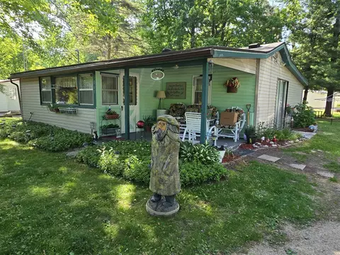5061 Wedgewood, Harrison, MI 48625
