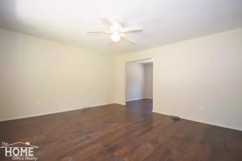 Living - 505 Wild Oak, Perry, MI 48872 photo 5 of 5