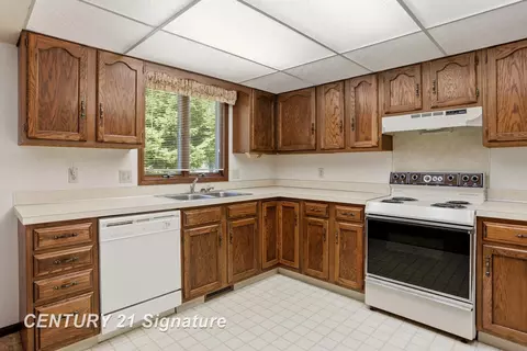 Kitchen - 2691 Rumsey, Au Gres, MI 48703 photo 4 of 5