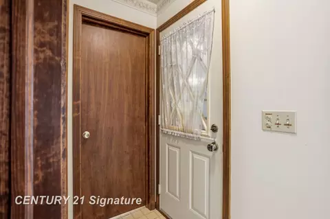 Entry Way - 2691 Rumsey, Au Gres, MI 48703 photo 3 of 3