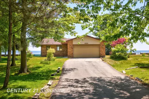 Exterior - 2691 Rumsey, Au Gres, MI 48703 photo 2 of 16