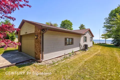 Exterior - 2691 Rumsey, Au Gres, MI 48703 photo 5 of 16
