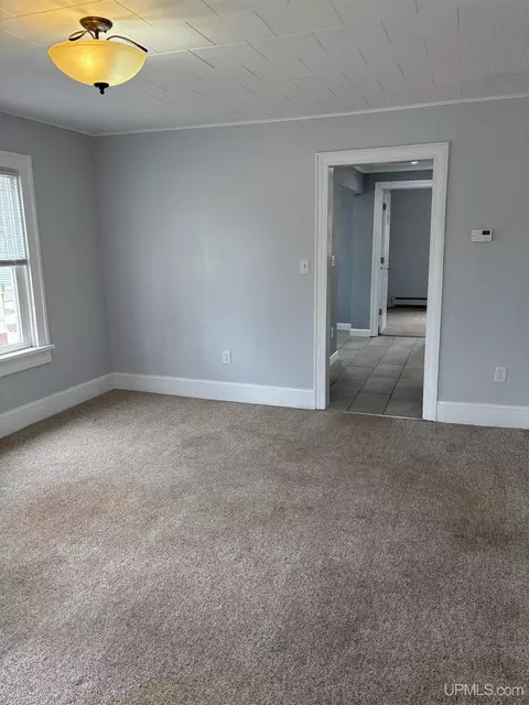 1609 S 14th, Escanaba, MI 49829 photo 12