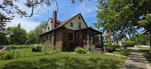 413 Waller, Saginaw, MI 48602