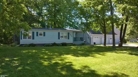1926 New Rochelle, Lapeer, MI 48446