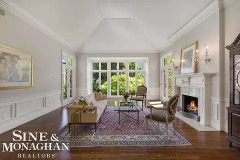Living - 22 Windemere, Grosse Pointe Farms, MI 48236 photo 1 of 3