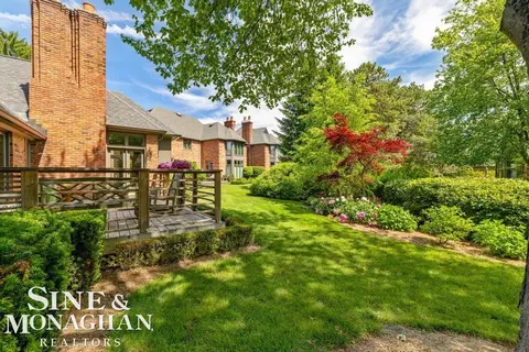 Exterior - 22 Windemere, Grosse Pointe Farms, MI 48236 photo 8 of 23