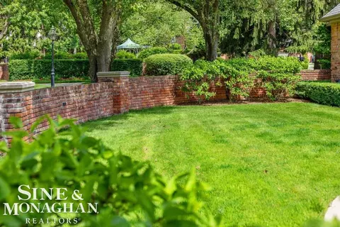 Exterior - 22 Windemere, Grosse Pointe Farms, MI 48236 photo 18 of 23