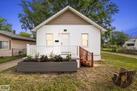 11259 Chapp, Warren, MI 48089