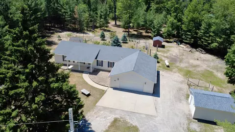 6113 Hillside, Alger, MI 48610