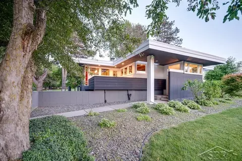 1395 Primrose, Dewitt, MI 48820