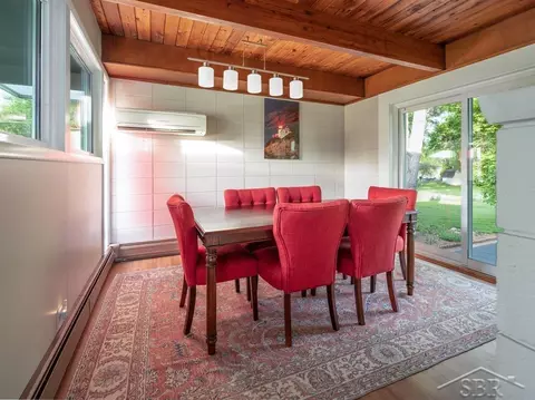 Dining - 1395 Primrose, Dewitt, MI 48820 photo 2 of 2