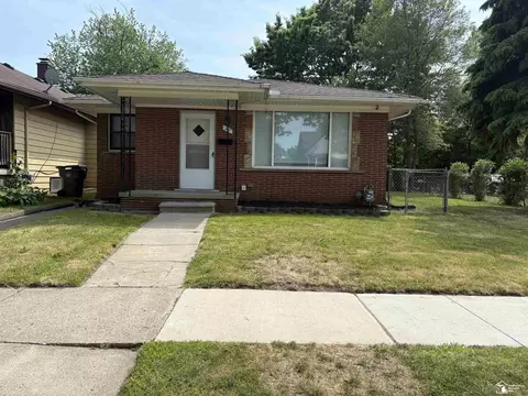 25 W Auburn, Ecorse, MI 48229