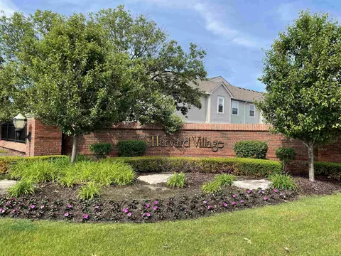 15336 Yale UNIT 227, Clinton Township, MI 48038