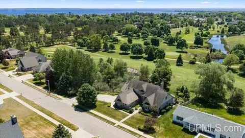 View/Area - 2009 13th Ave S, Escanaba, MI 49829 photo 1 of 3