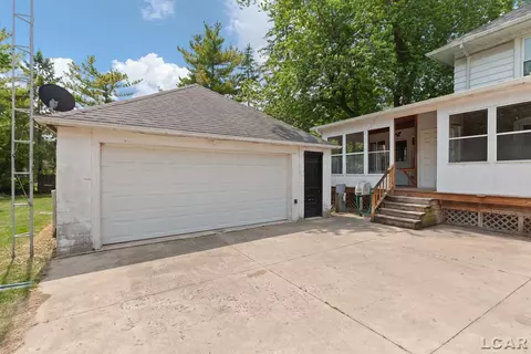 Exterior - 302 Croswell, Adrian, MI 49221 photo 8 of 13