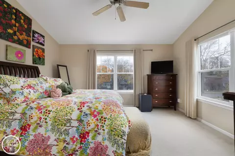Bedroom - 1048 Lakepointe #A, Grosse Pointe Park, MI 48230 photo 4 of 7
