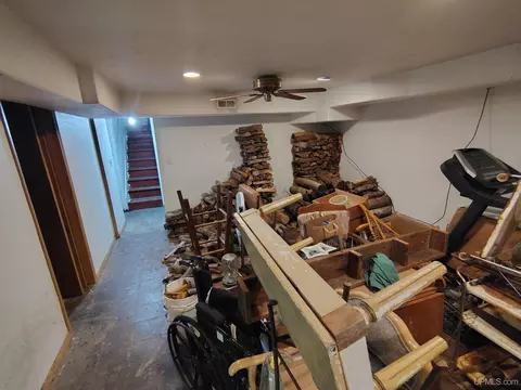 Entry Way - 415 Birch, Munising, MI 49862 photo 8 of 8