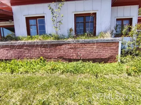 Exterior - 415 Birch, Munising, MI 49862 photo 5 of 14