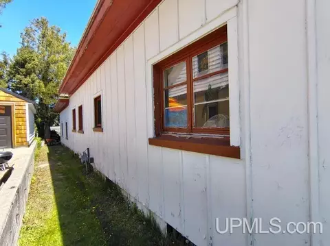 Exterior - 415 Birch, Munising, MI 49862 photo 10 of 14