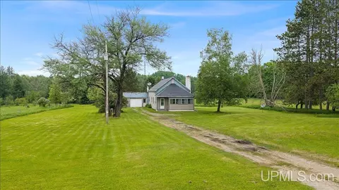 Other - 6038 29th, Gladstone, MI 49837 photo 24 of 28