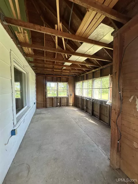 Exterior - 6038 29th, Gladstone, MI 49837 photo 1 of 3