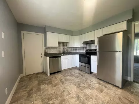 Kitchen - 1691 Mcalpine, Mount Morris, MI 48458 photo 1 of 2