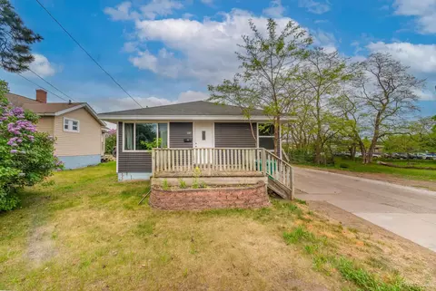 1207 Lincoln, Marquette, MI 49855