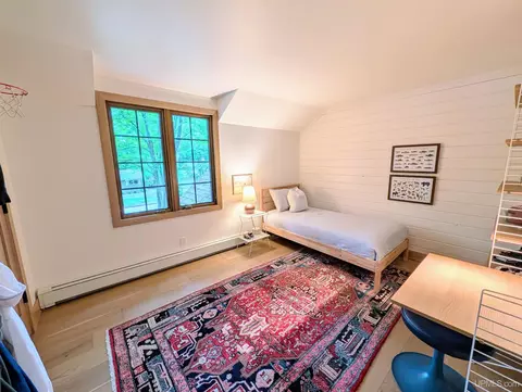 Bedroom - 39 Elder, Marquette, MI 49855 photo 5 of 15