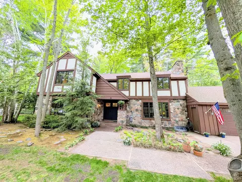 Exterior - 39 Elder, Marquette, MI 49855 photo 1 of 6