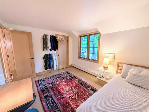 Bedroom - 39 Elder, Marquette, MI 49855 photo 6 of 15