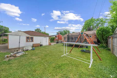 Exterior - 3264 Maple, Melvindale, MI 48122 photo 10 of 14