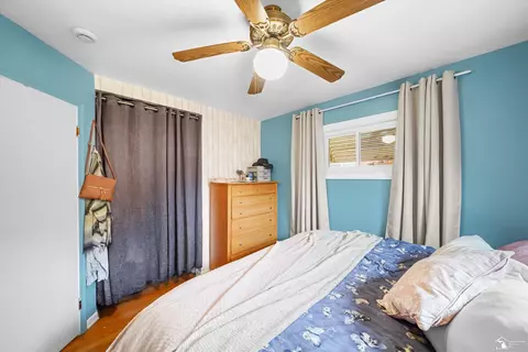 Bedroom - 3264 Maple, Melvindale, MI 48122 photo 2 of 4