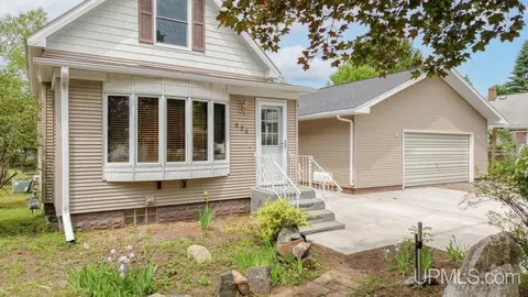 424 Maple, Kingsford, MI 49802
