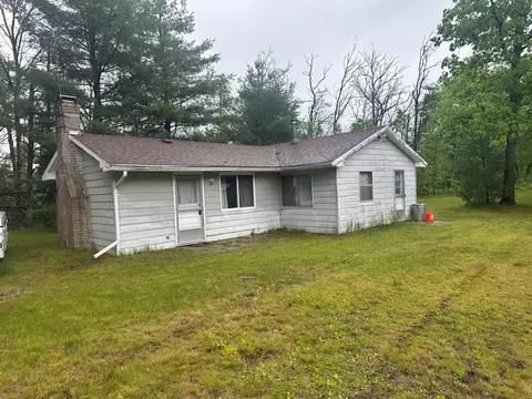 730 W Elder, Harrison, MI 48625