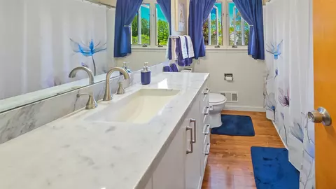 Bath - 6089 N Seymour, Flushing, MI 48433 photo 4 of 5