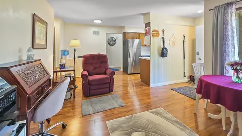 Living - 6089 N Seymour, Flushing, MI 48433 photo 4 of 4