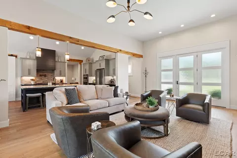 Living - 575 Budlong, Adrian, MI 49221 photo 2 of 8