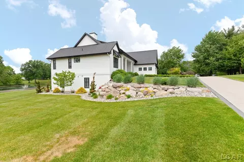 Exterior - 575 Budlong, Adrian, MI 49221 photo 10 of 12