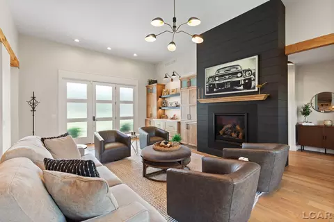 Living - 575 Budlong, Adrian, MI 49221 photo 1 of 8