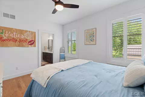 Bedroom - 575 Budlong, Adrian, MI 49221 photo 4 of 8