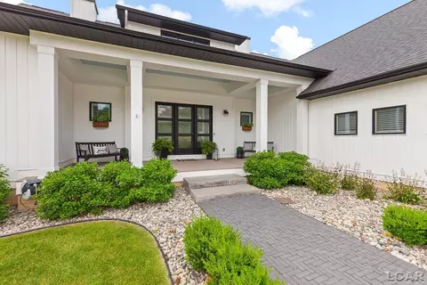 Exterior - 575 Budlong, Adrian, MI 49221 photo 6 of 12