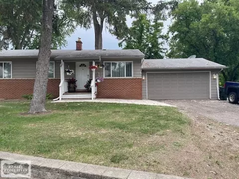 2661 W Utica, Utica, MI 48317