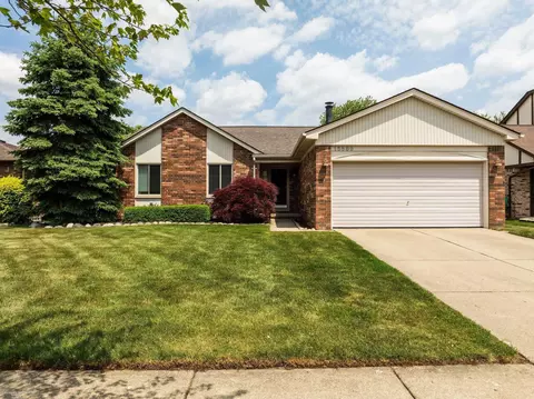 15589 Winter Park, Macomb, MI 48044