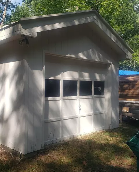 Exterior - 404 Lockwood, Gladwin, MI 48624 photo 5 of 5
