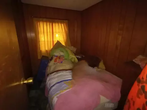Bedroom - 404 Lockwood, Gladwin, MI 48624 photo 3 of 3