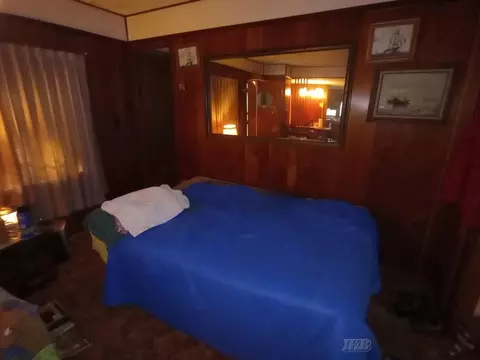 Bedroom - 404 Lockwood, Gladwin, MI 48624 photo 1 of 3