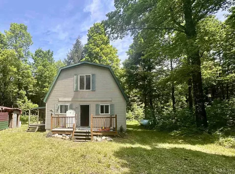 7450 Northwestern, Big Bay, MI 49808