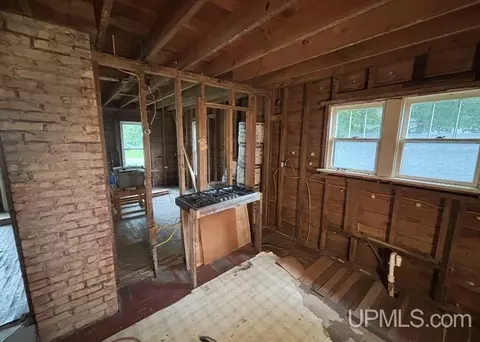 Kitchen - 11 E Baltic, Caspian, MI 49915 photo 1 of 1