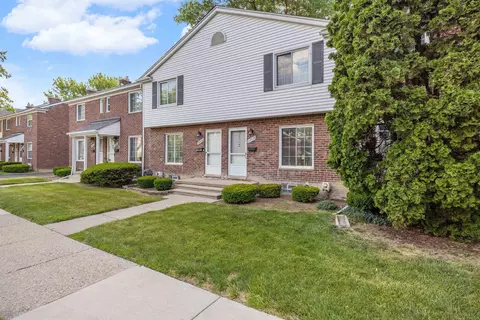 23056 Gary, Saint Clair Shores, MI 48080